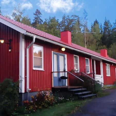 Klaraborg - Rum Och Koek I Borgvik ภายนอก รูปภาพ