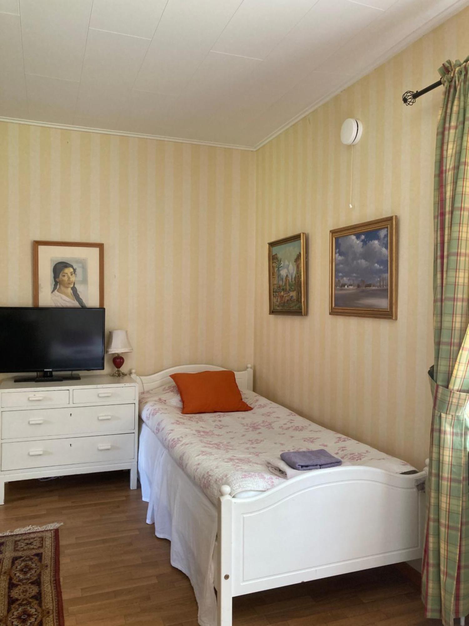 Klaraborg - Rum Och Koek I Borgvik ภายนอก รูปภาพ