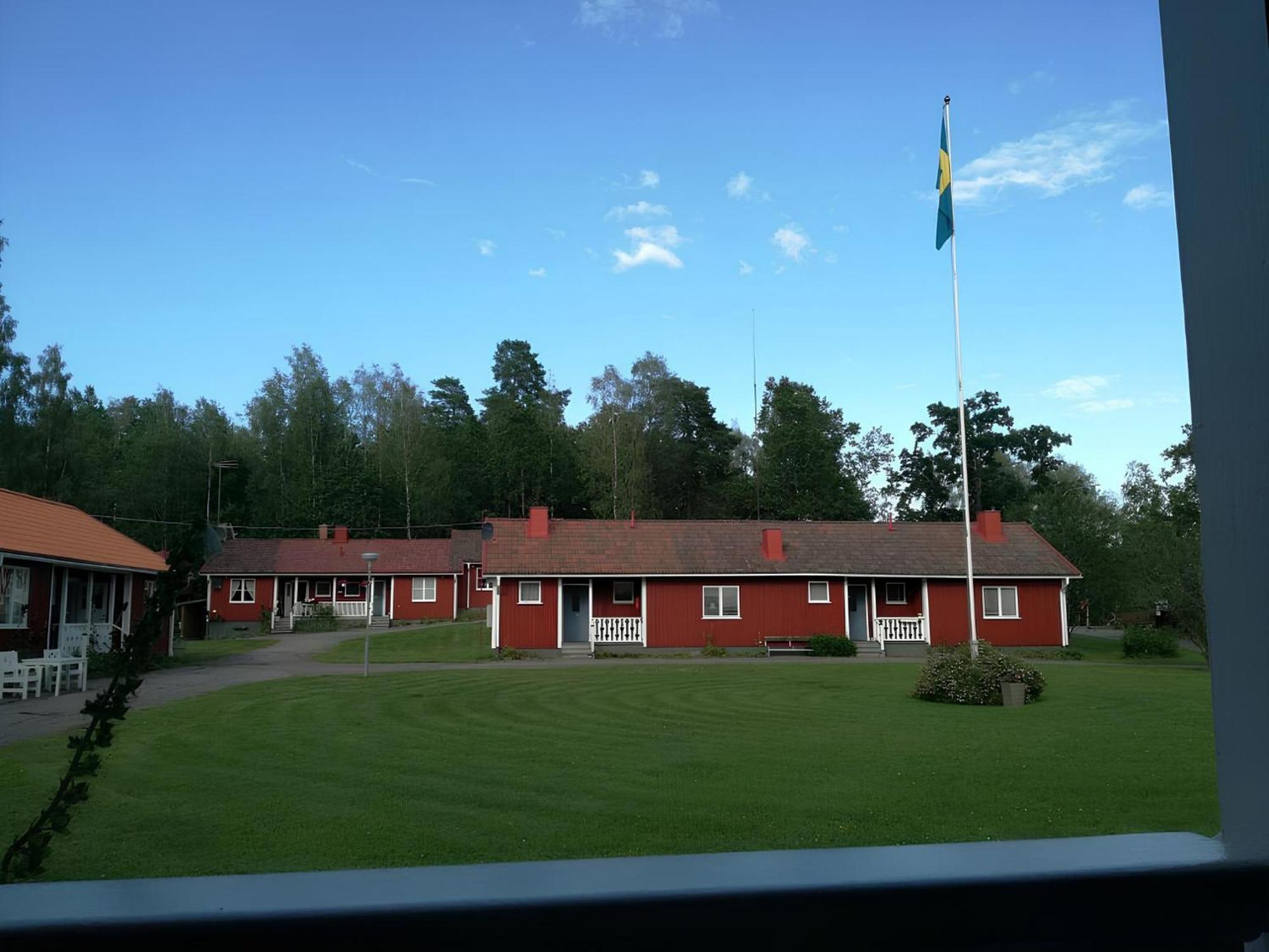 Klaraborg - Rum Och Koek I Borgvik ภายนอก รูปภาพ